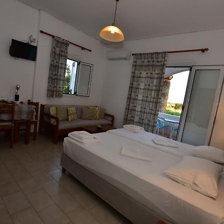 Morpheas Rooms Палеохора Екстер'єр фото